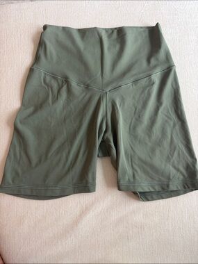 Aerie High-Waist Olive Green Women’s Bike Shorts